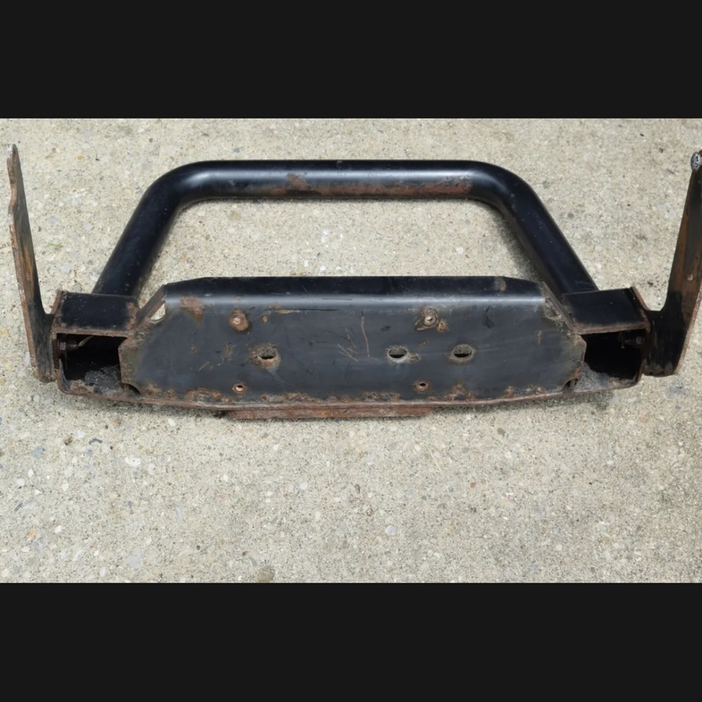 Genuine Land Rover Discovery 2 Factory Winch Mount Tray with A-Frame OEM 99 01